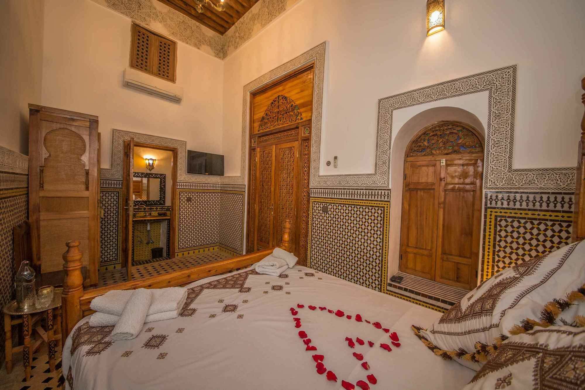 Riad Ouliya Фес Экстерьер фото